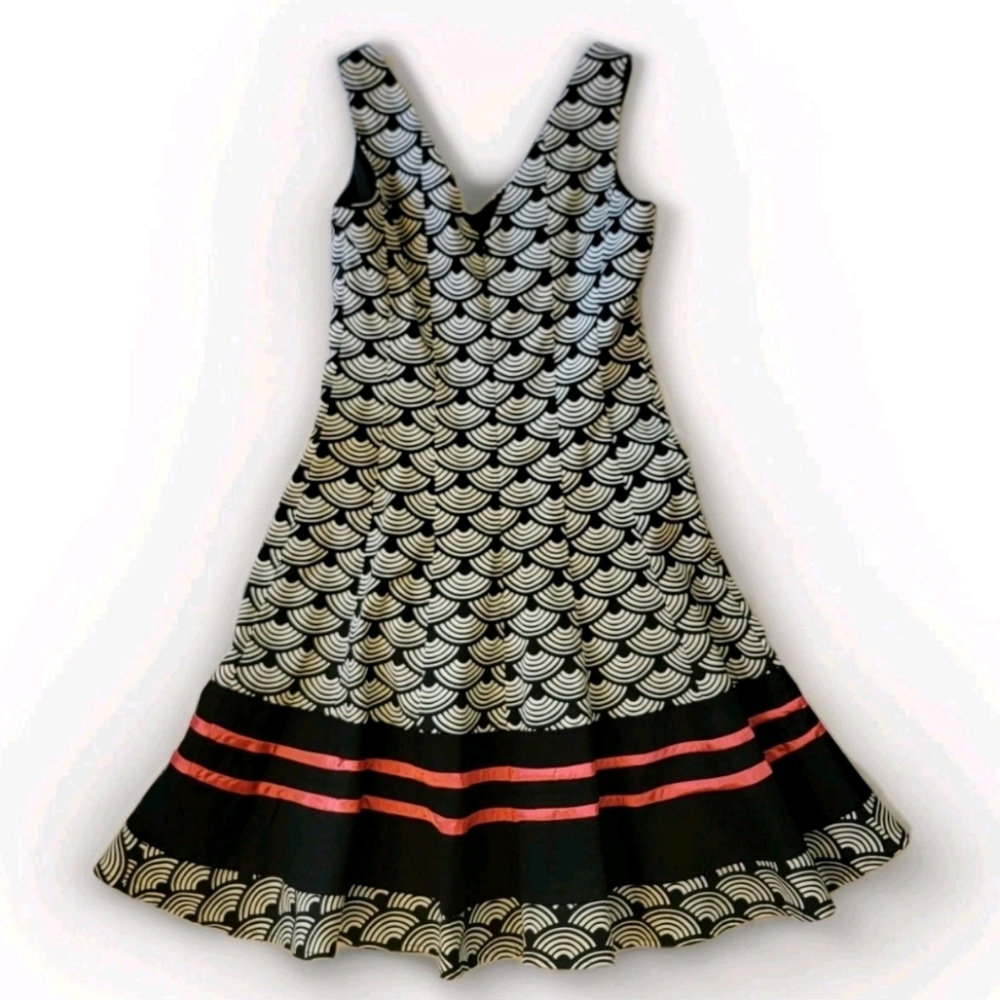 Nine West Sleeveless Black & White Patterned Fit and Flare Midi Dress, Size 2